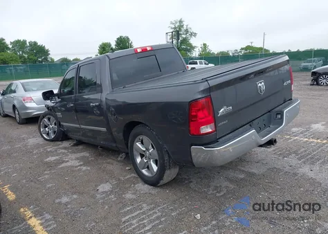 2018 Ram 1500 Big Horn 4X4 5'7 Box z USA, uszkodzony, nr VIN 1C6RR7LG7JS140638